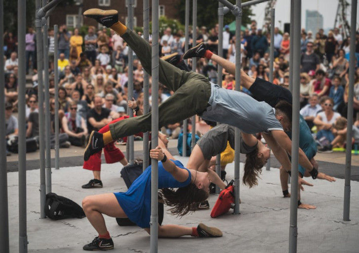 Lineamadrid's tweet image. Con una escenografía espectacular y una gran carga narrativa... 🎪
«Motionhouse. Wild (Salvaje)» en el @circoprice 👉 bit.ly/4lHHuLg
#Cultura #Danza #Circo