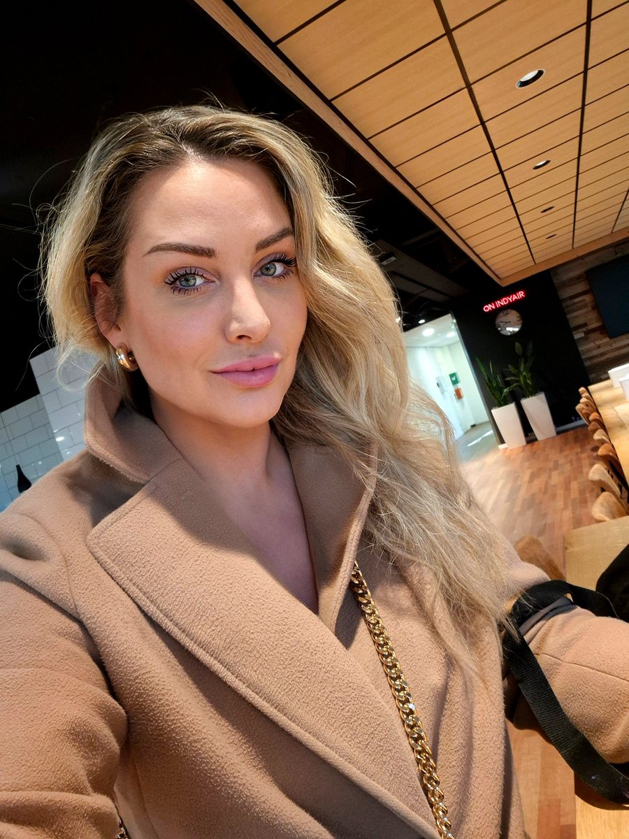 𝓜𝓲𝓼𝓼 𝓡𝓸𝓼𝓮 ⚘️ tweet media