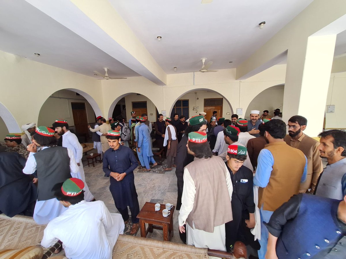 Imran Khan Rehai Movement tweet media