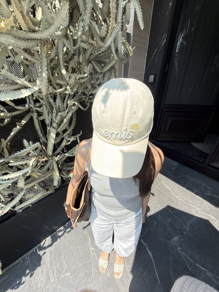 aangelinaa.ss tweet media