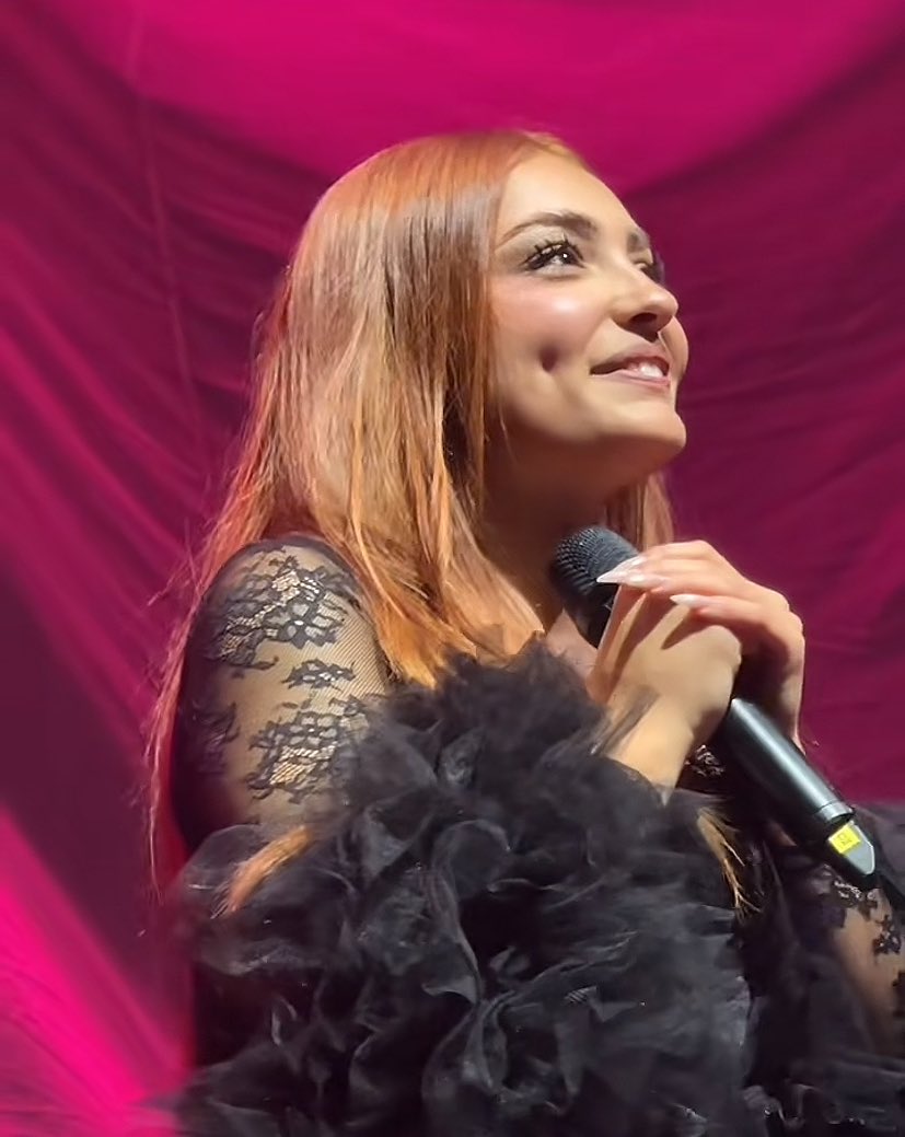 Núria(Aimer) | 💐 tweet media