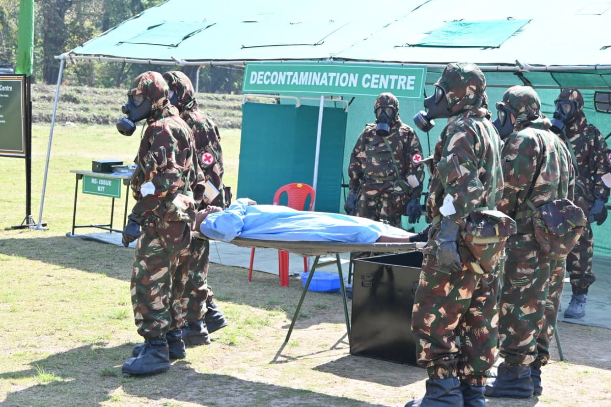 suryacommand's tweet image. उद्यमेन हि सिध्यन्ति कार्याणि न मनोरथै

Ex SURAKSHA 2025–27 culminated successfully at #Birpur, #Dehradun, showcasing seamless synergy and operational excellence among #GoldenKeySappers, #SabseAageBrigade and multiple national stakeholders under #GoldenKeyDivision.

Conducted in