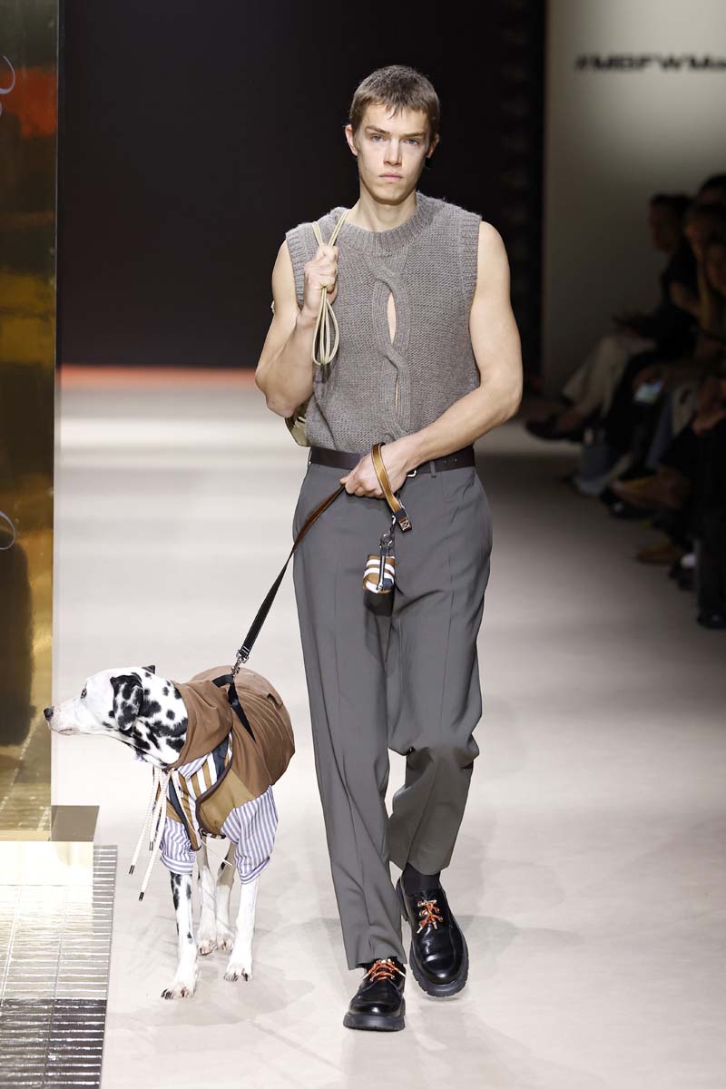 Reason Why tweet media