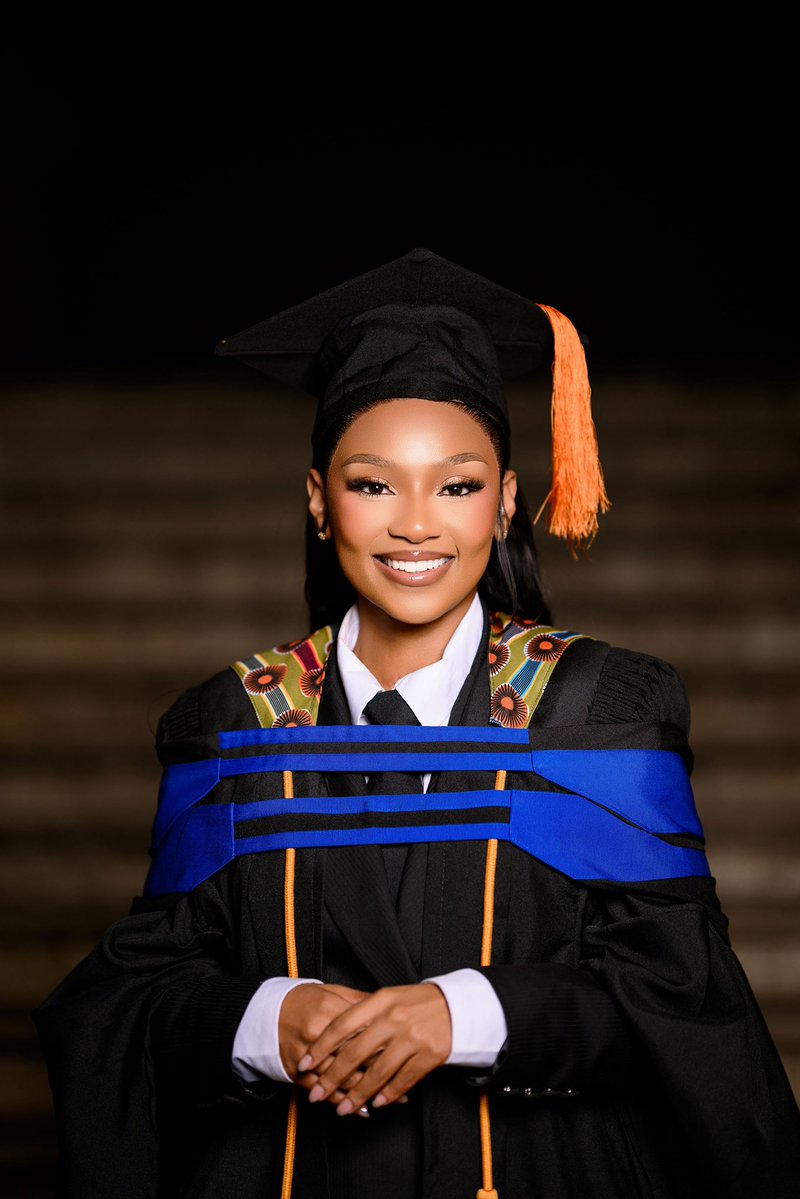 Khutso💎 tweet media