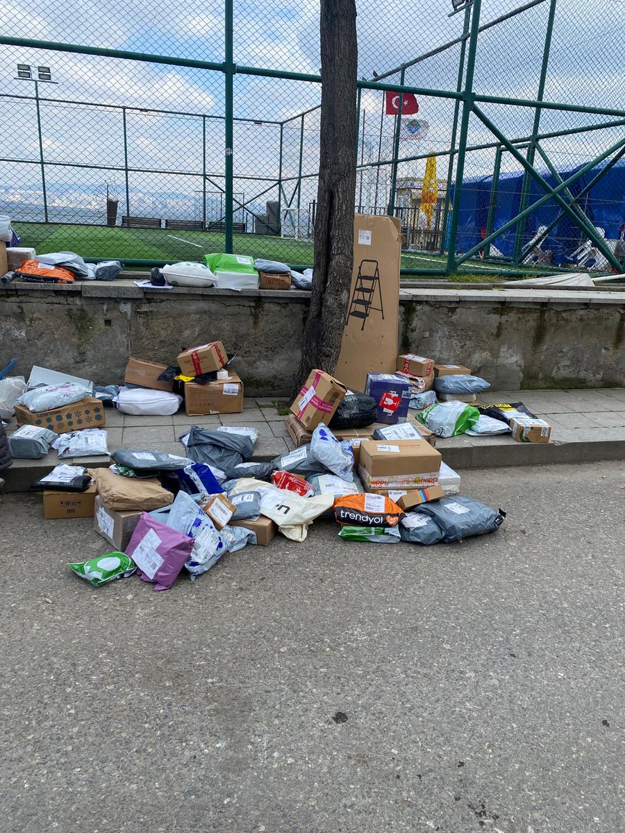 Ceren Ural tweet media