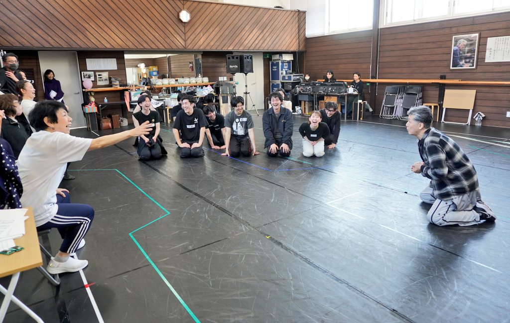 浅利演出事務所 tweet media