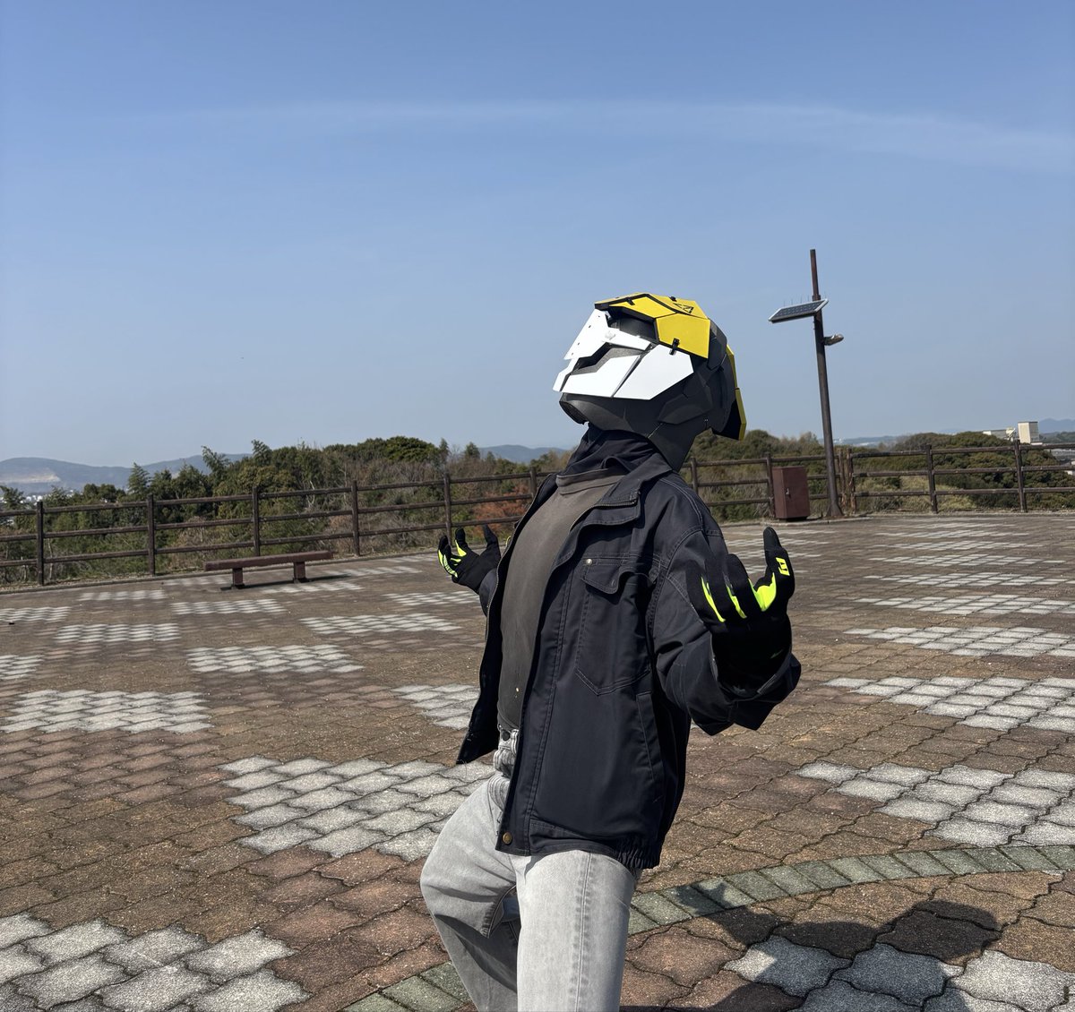 ebi_ebi_ebil's tweet photo. 「A-BIRU Test Type」2枚目

これでワシもメカヘッドデビューじゃーーーー！！

#メカヘッド
#サイバーパンク
#Cyberpunk https://t.co/lWx2kONG1u