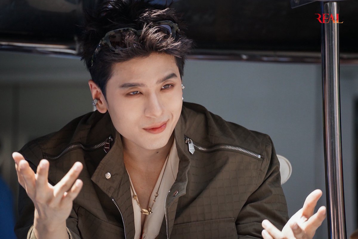 Real Porsche tweet media