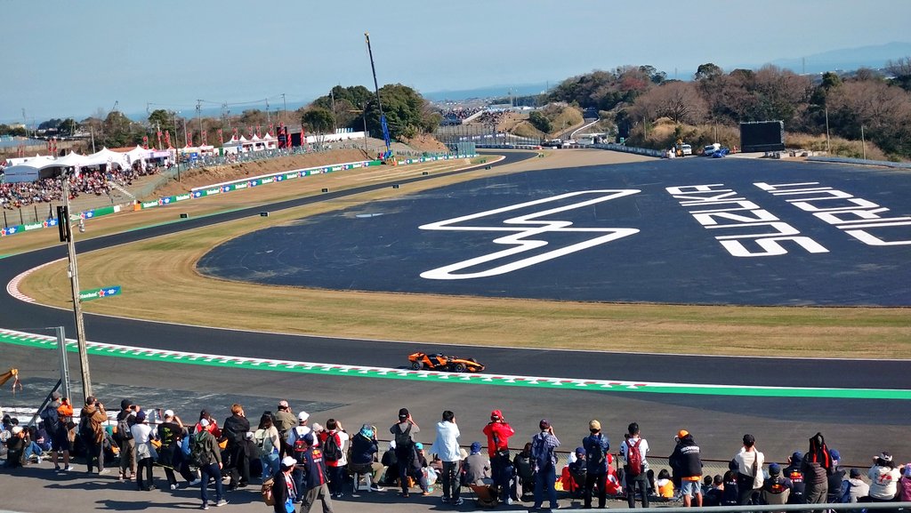 LH_CG891 tweet media