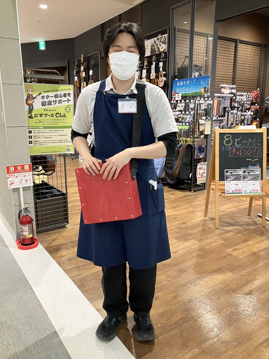 CajonLime's tweet photo. ドラム担当さんはトリリンガル🌟
うらやましい〜、プロトタイプのトラベルカホンもお似合いです👍
試奏よろしくおねがいします🙌

#島村楽器堺北花田店
#cajon
#カホン
#カラーカスタム
#美原区
#プロトタイプ
#パーカッション
#instrument https://t.co/6i1NIolX0v