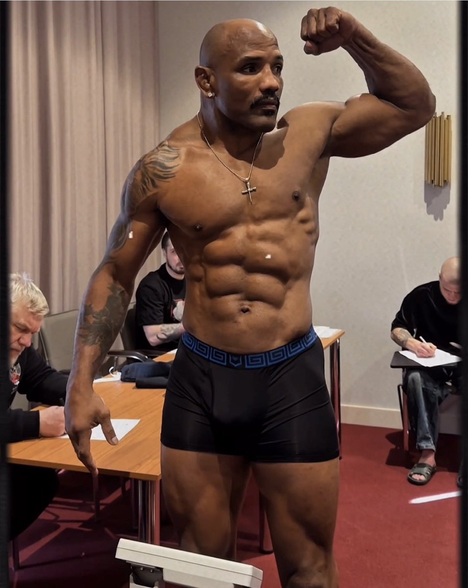 Dovy🔌 tweet media