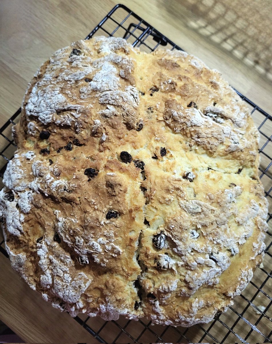 BrigidWalsh10's tweet image. #Traditional Homemade Irish Soda Bread 
#DailyPictureTheme 
@DailyPicTheme2