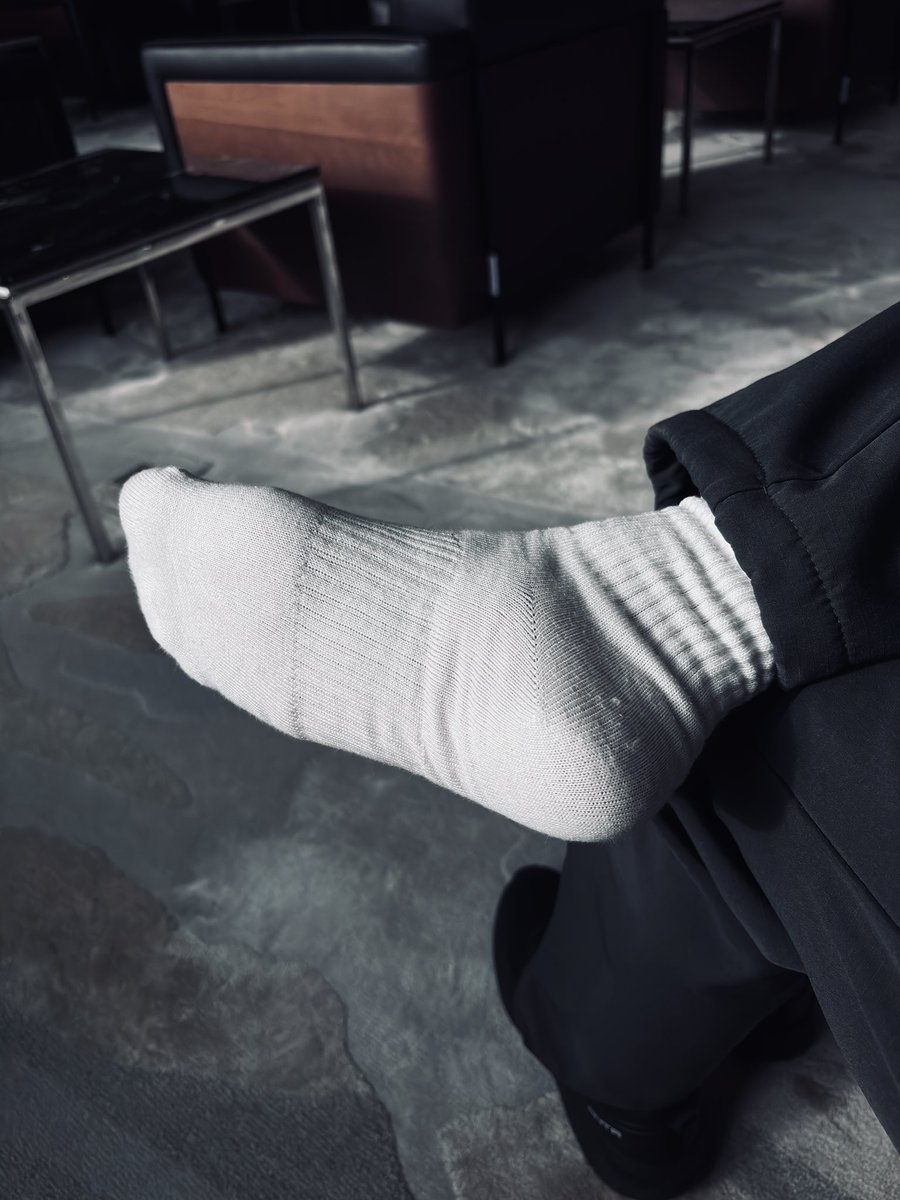 simon_socks tweet media