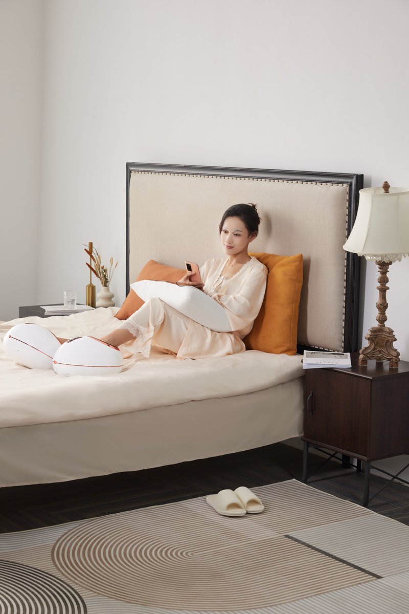 Our foot massager significantly improves sleep quality. If you struggle with sleep, you’re welcome to try our product. If you use it for at least 100 days within a year and see no improvement in your sleep, you can apply for a refund.
Also actively seeking distributors worldwide.