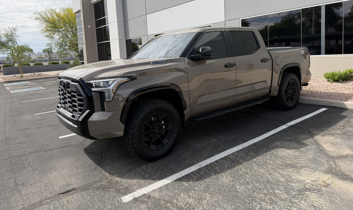 TrashDiscourse tweet media