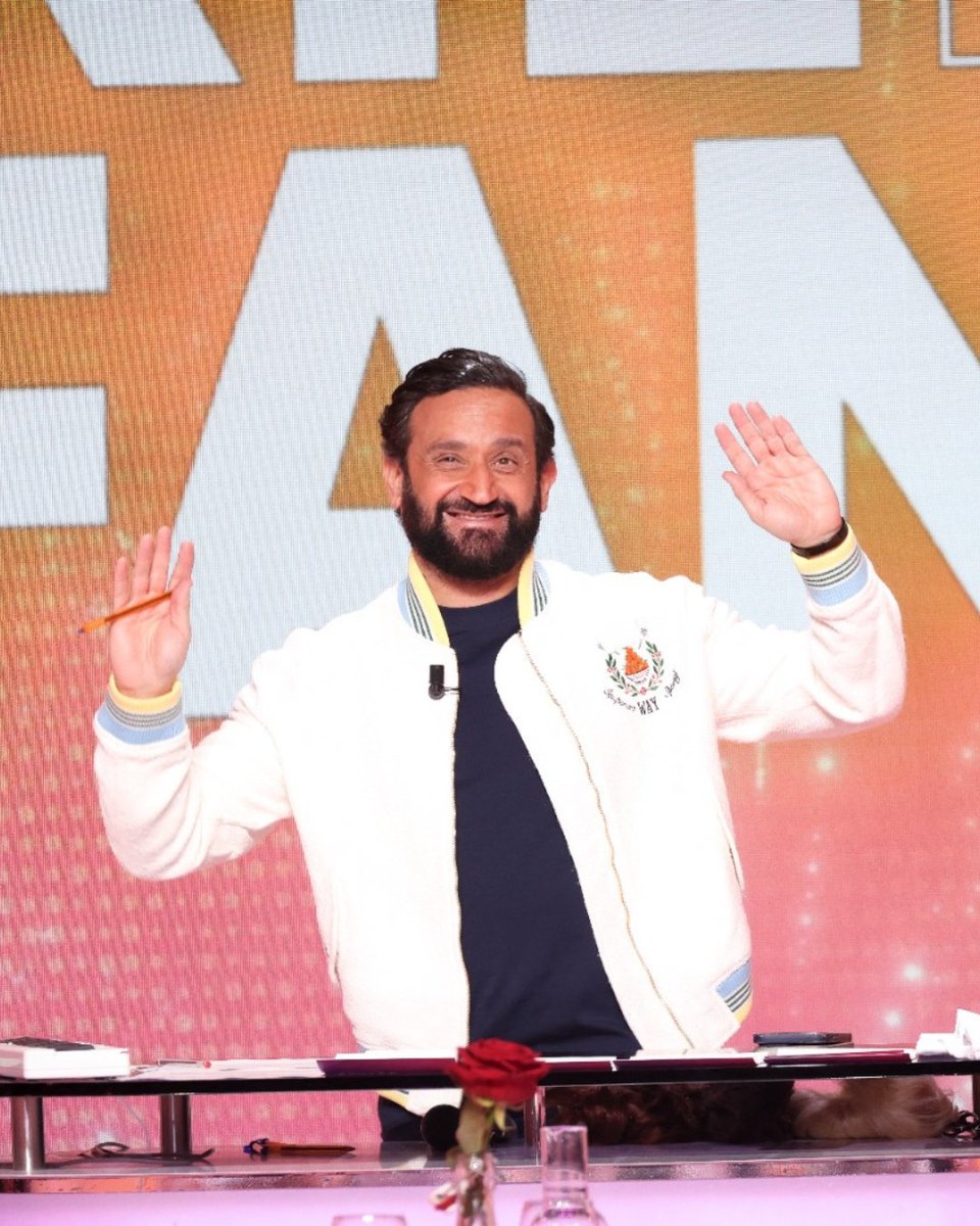 Cyril Hanouna tweet media