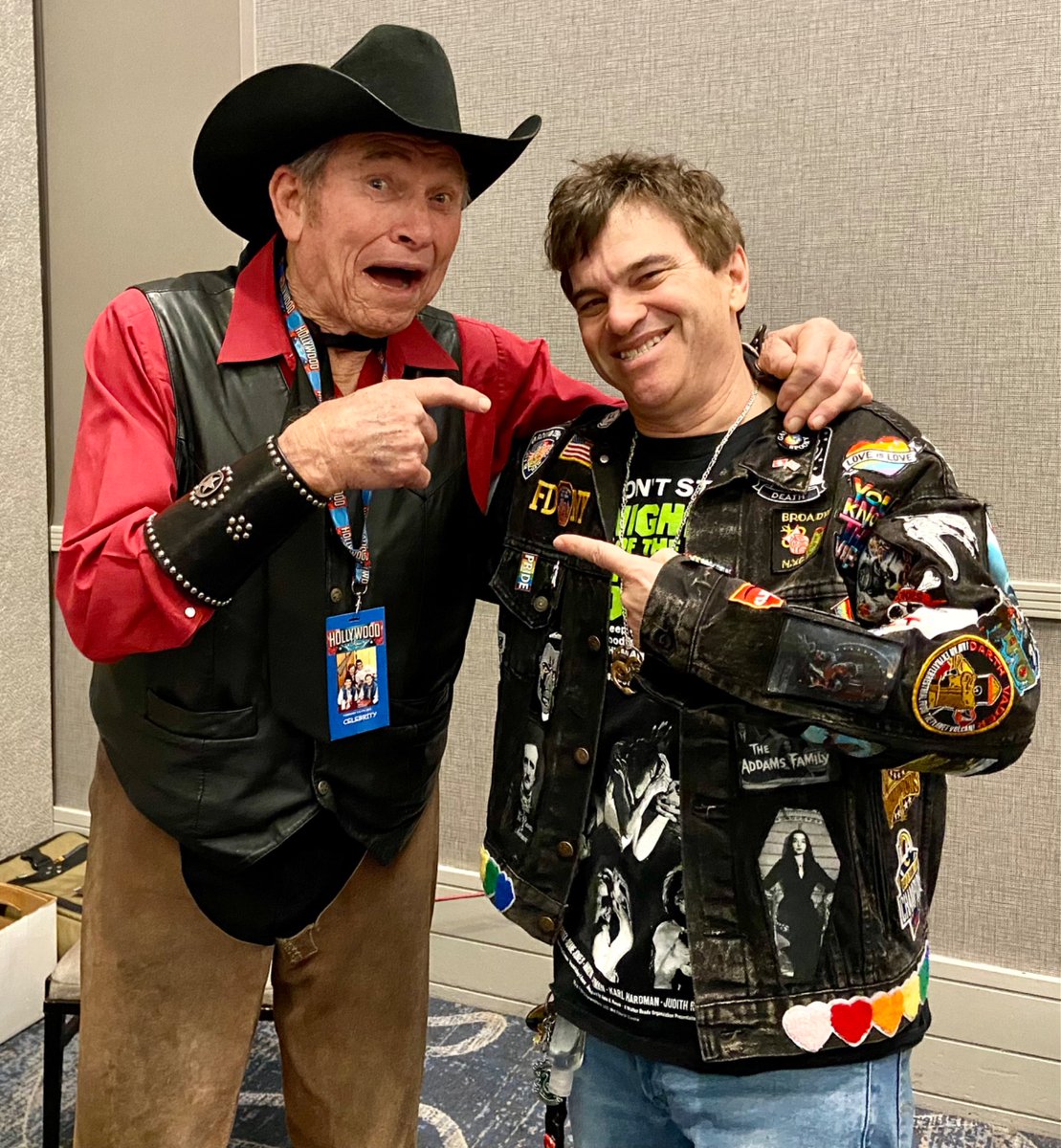 🌈Marty Weiss TFTI📕🏳️‍🌈🧟✨🧢💪🏻🔱 tweet media