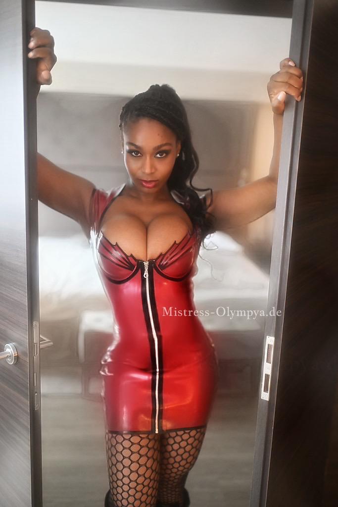 FemdomWorldNew tweet media