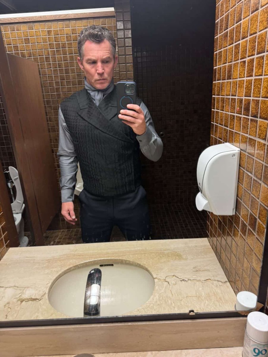 hickey² tweet media