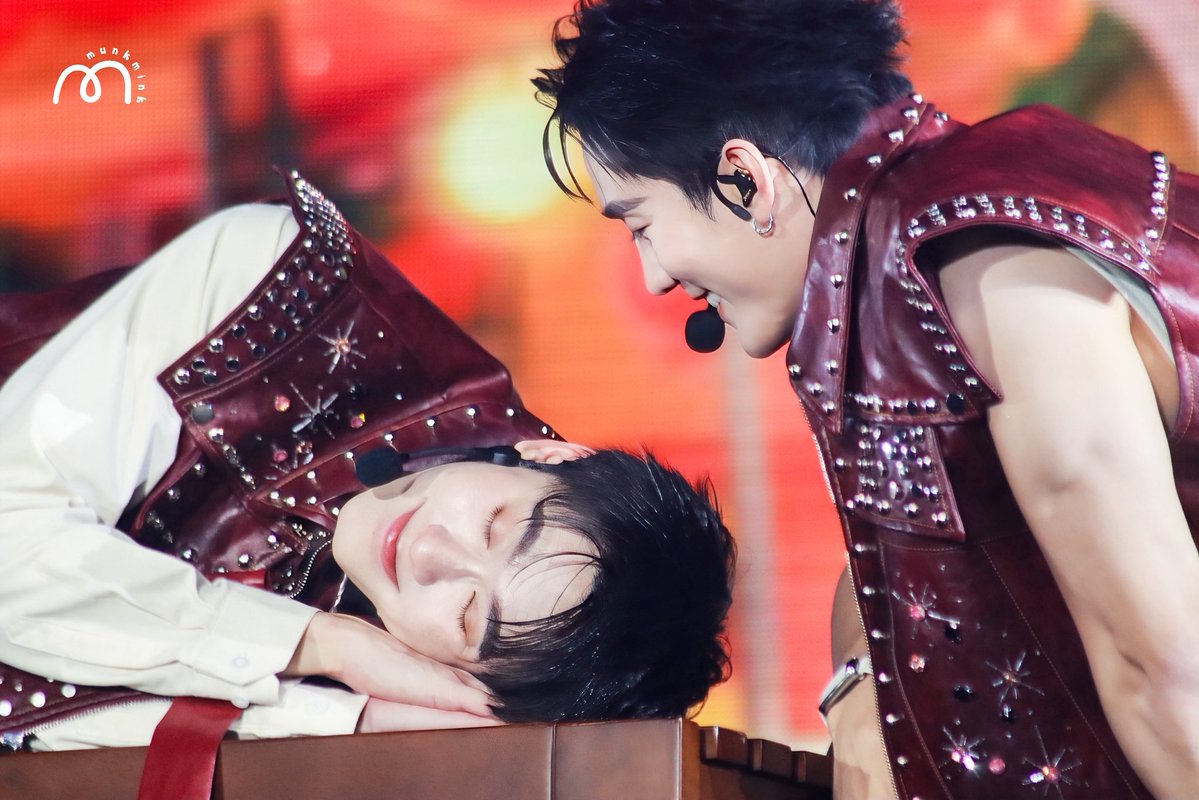 𓐇 🐻‍❄️✧ мυηкмιnк 🤍 +.ﾟꔛ tweet media