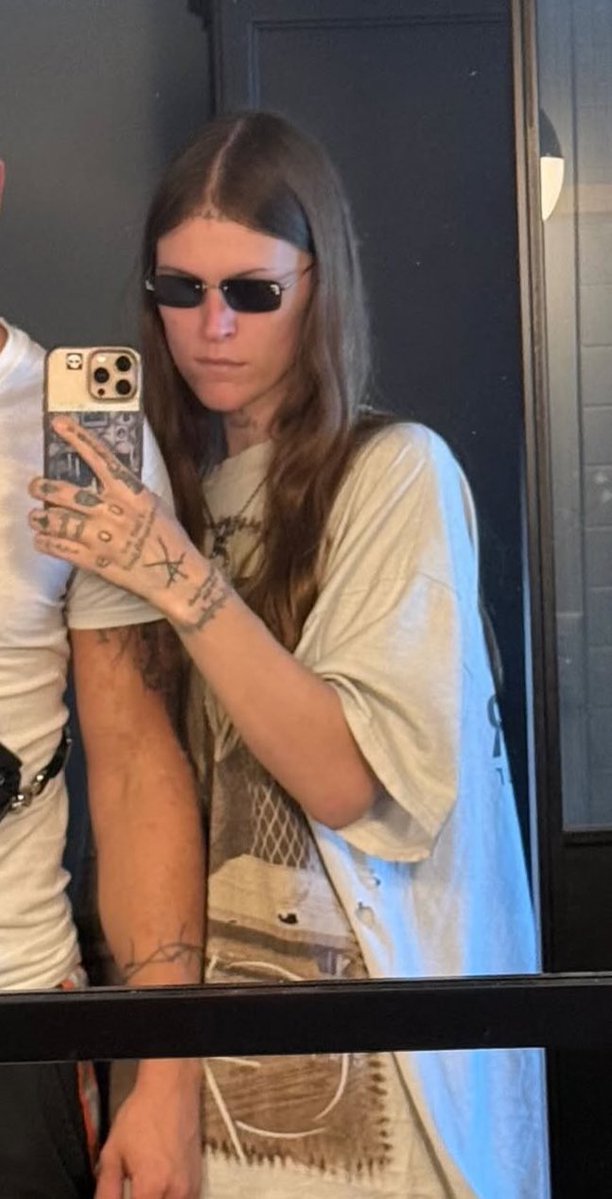 vivy ♡ tweet media