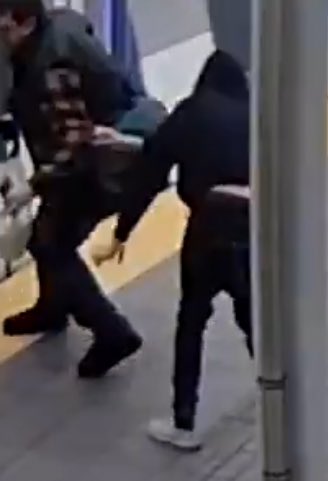 𝒦𝒶𝓂𝒾𝓁𝑒𝓎 𝒞𝓎𝓇𝓇𝒾𝓈 tweet media