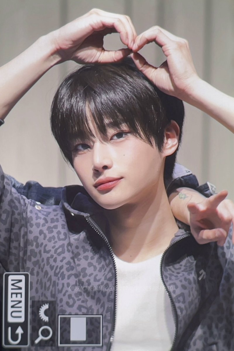 𝐂𝐎𝐃𝐄𝟏𝟏𝟗 tweet media