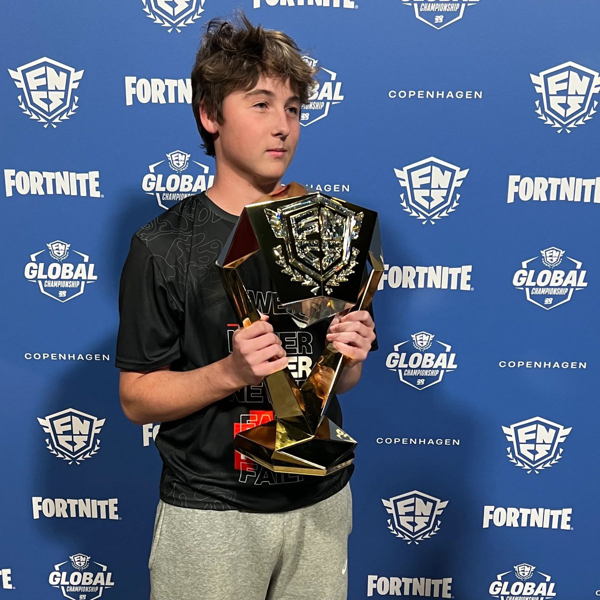 Fortnite Centel tweet media