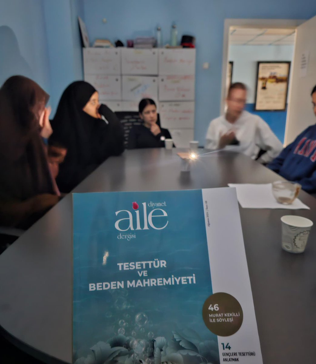 Bugün, TÜGVA Bismil Kadın ve Aile Koordinatörlüğü’nde İlçe Vaizesi Meryem Adıyaman Hanım ile “Tesettür ve Beden Mahremiyeti” üzerine keyifli bir sohbet yapıldı. Katılımcılar, bu değerlerin İslam’daki önemi hakkında bilgilendirildi.

<a href="/ibrahim_besinci/">İbrahim Beşinci</a> <a href="/abdullahkikzade/">ABDULLAH KİKİZADE</a>