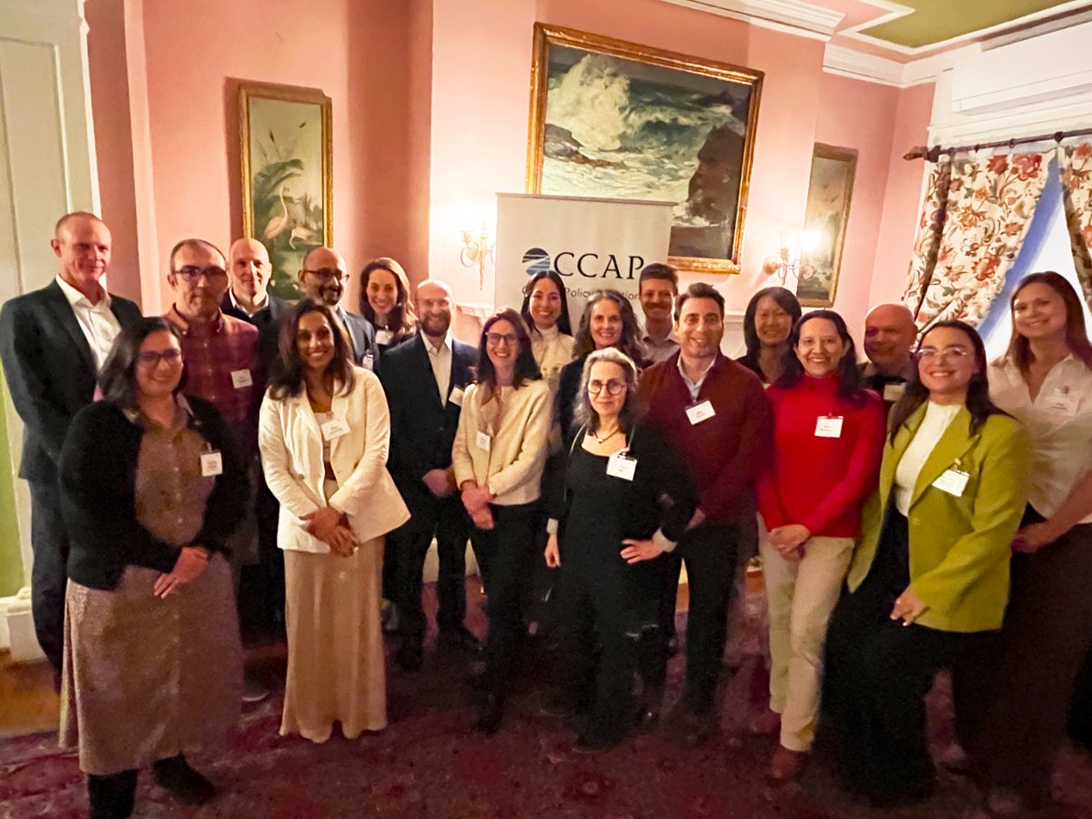 CCAPolicy's tweet image. 🌱 In Washington, DC, #CCAP convened a policy dinner with funders to explore the #ClimateFinance gap slowing scalable #waste solutions to reduce #methane.

Part of ongoing work under @RecycOrganics &amp;amp; @environmentca! 

Recent "RO Insights Report" 👇

 ccap.org/post/report-im…