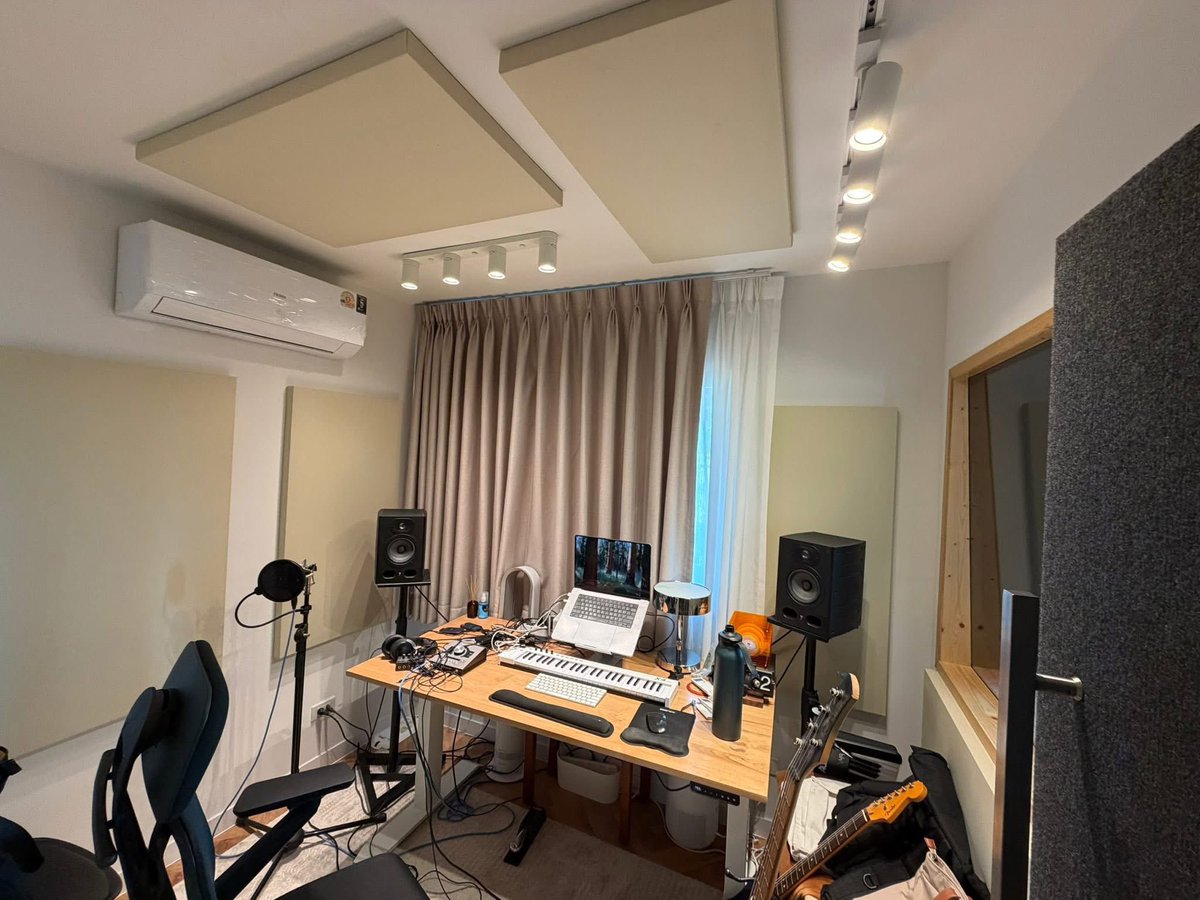 แมรี่ มาโลนี่ tweet media