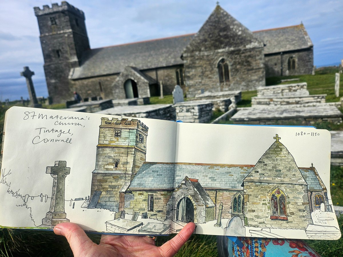 Hayley Draws Churches tweet media