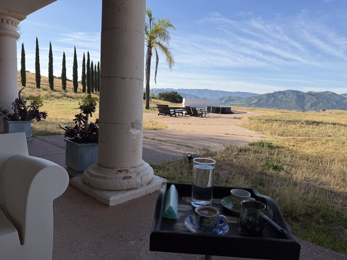 AYDAH MERZA عايده ميرزا tweet media