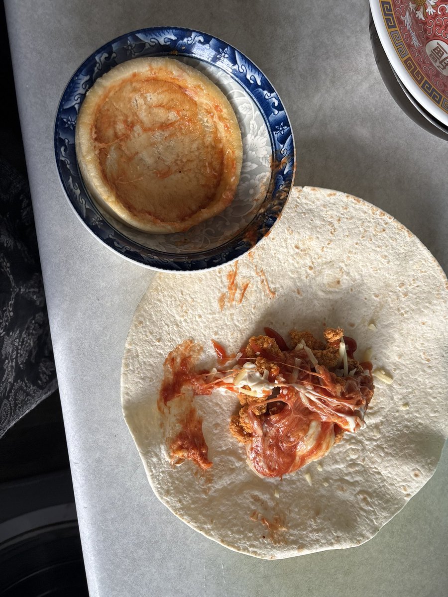 idris elbow tweet media