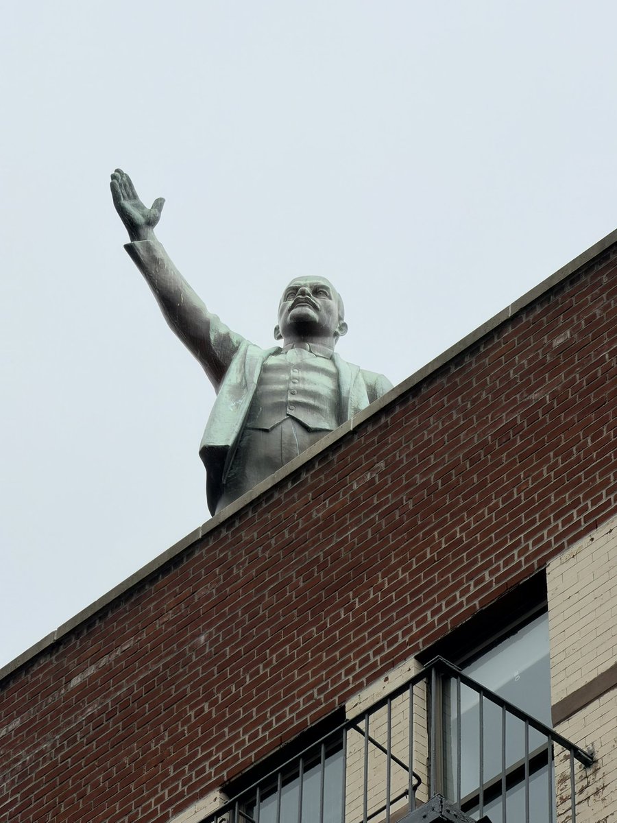 seena ☆ tweet media