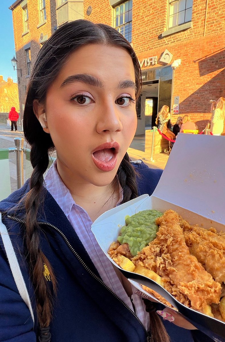 Samantha Smith tweet media