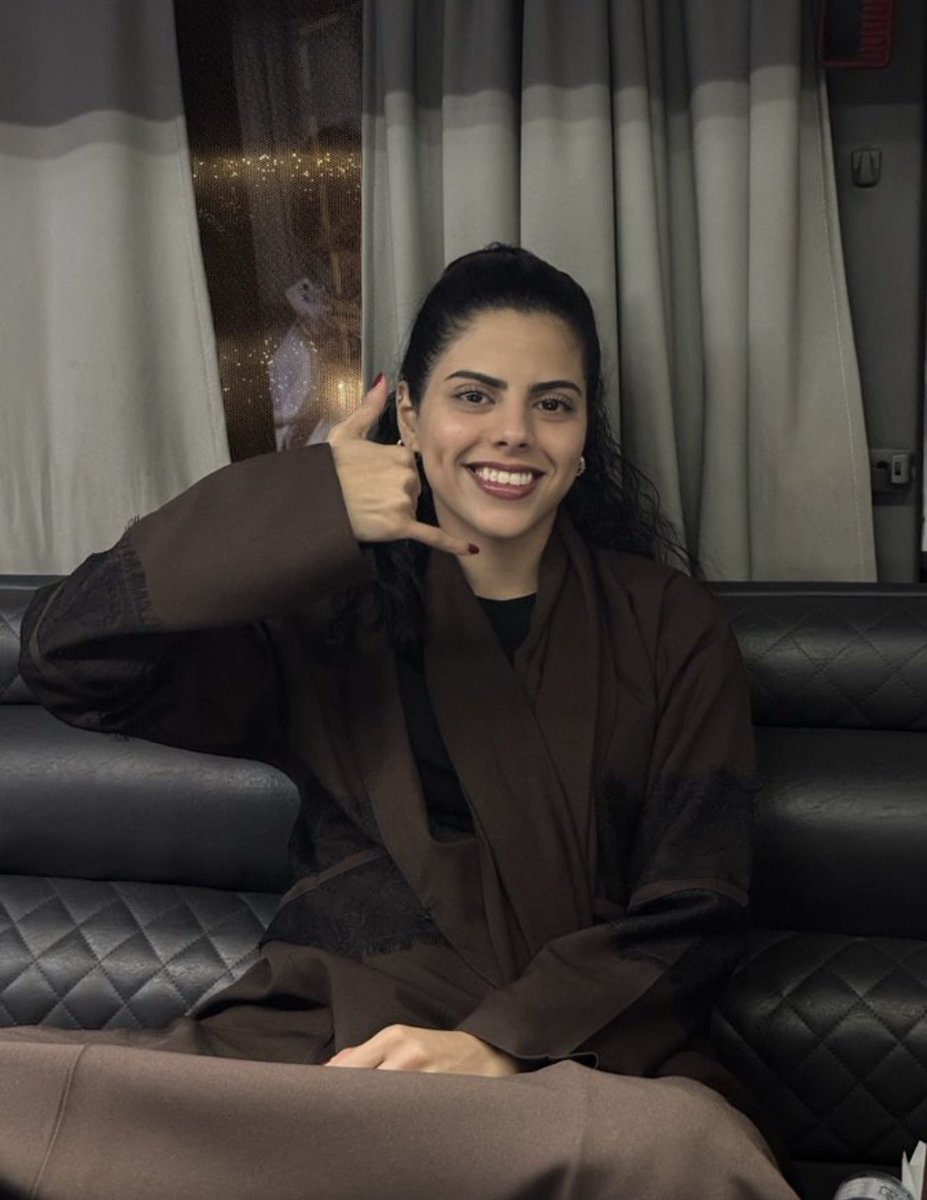 ووجي tweet media