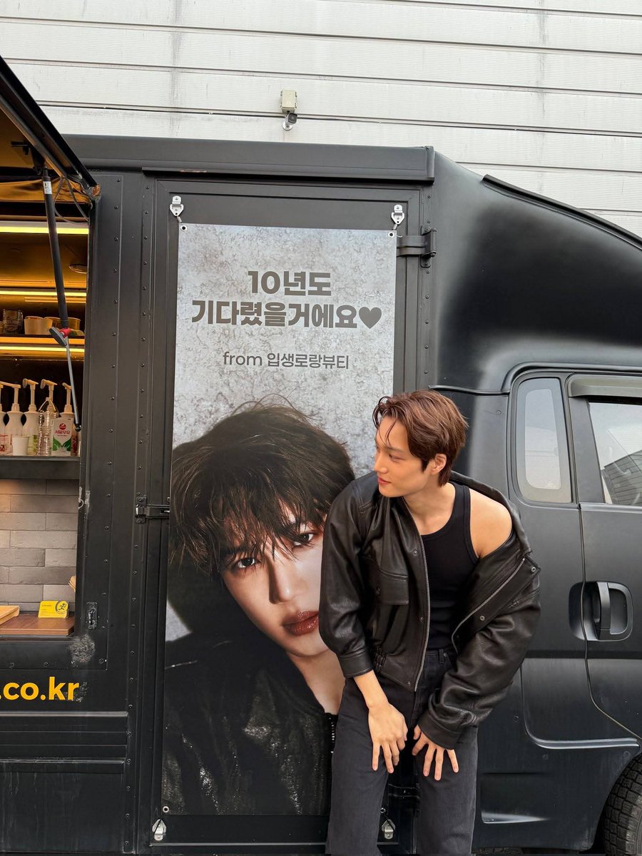 linda. | vote for kai tweet media