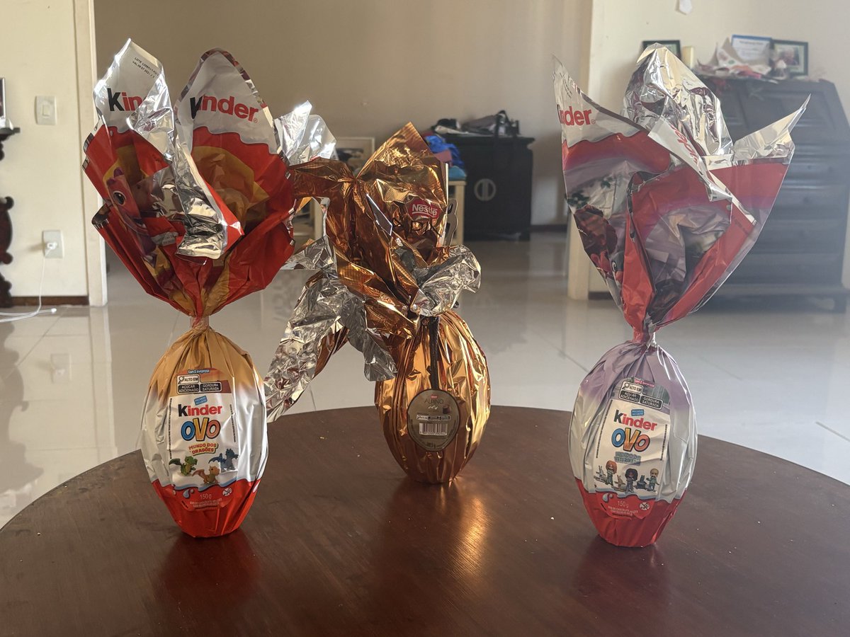 Paashaas kwam ff langs hier. Mooie traditie toch. Vrolijk Pasen iedereen! #lifeinrio