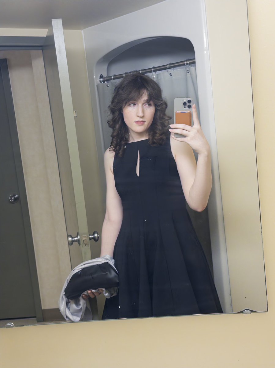 aestheticsock tweet media