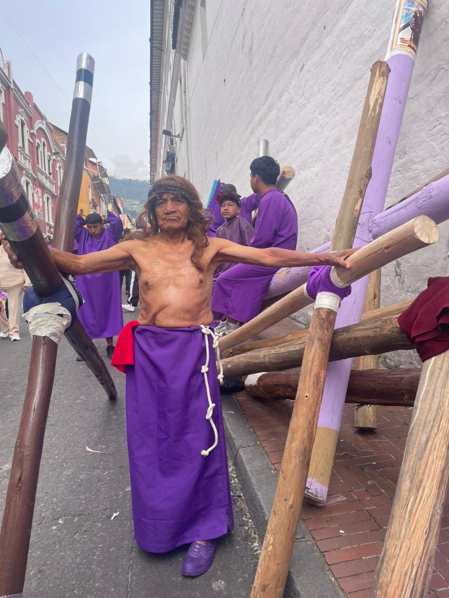 LaHistoria tweet media