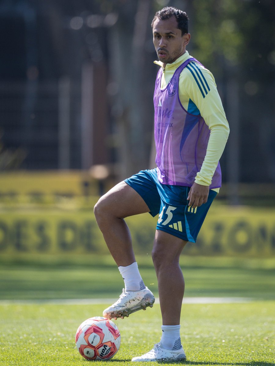 Club América tweet media