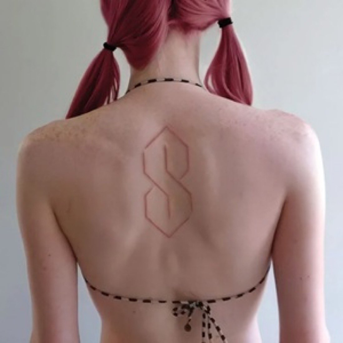 xiu_shoegaze tweet media