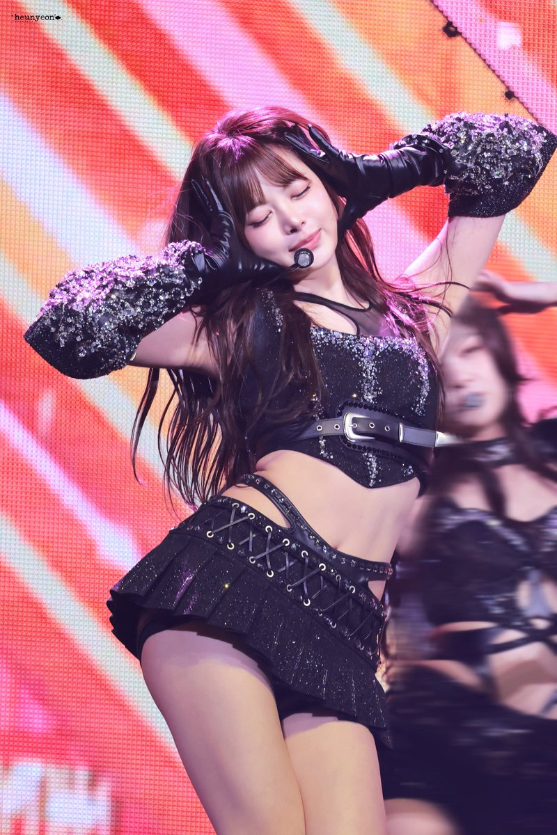 𝖩𝖳𝖪 tweet media