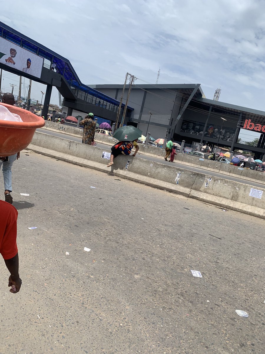 OLOSEJAY's tweet image. Where’s this location in Ibadan?? 😏

Quote with something in your gallery similar to this location……
@SOUTHCARNG_LTD 
@Ajibewaji1 
@FehintolaIyanuu 
@PELSAUTOS 
@Aishaolabisi45 
@OnlyOneKoreola 
@___ayomie 
#ibadan 
#viralvídeo 
#oyostate