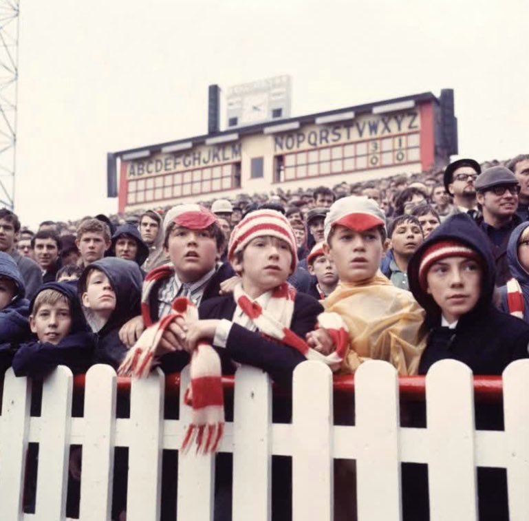 🇾🇪 tweet media