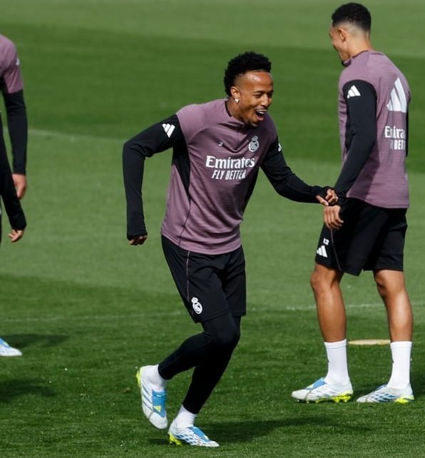 شبكة RM4Arab tweet media