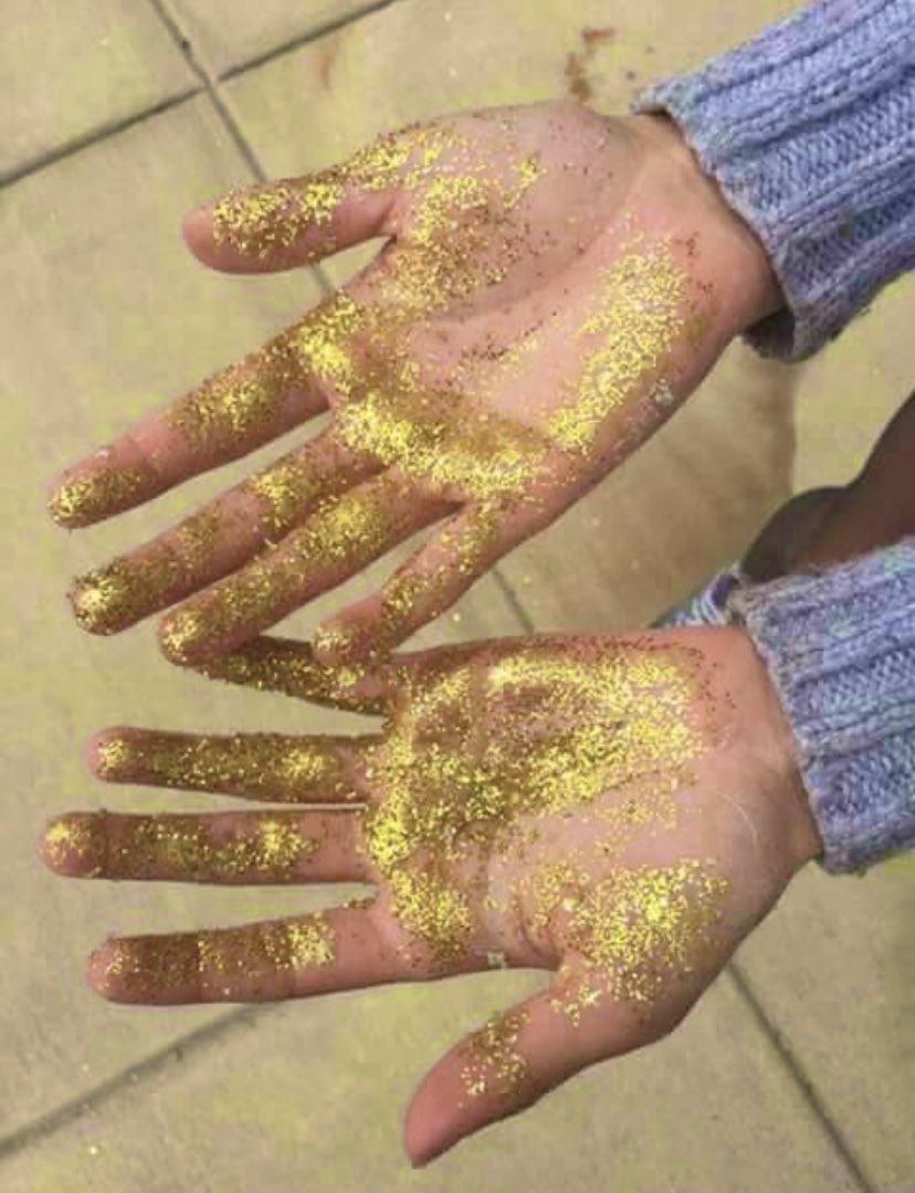 VoiceOfChahat's tweet photo. When you touch He Simu

#Dilraba #LoveBeyondtheGrave https://t.co/RtyIGWQB31