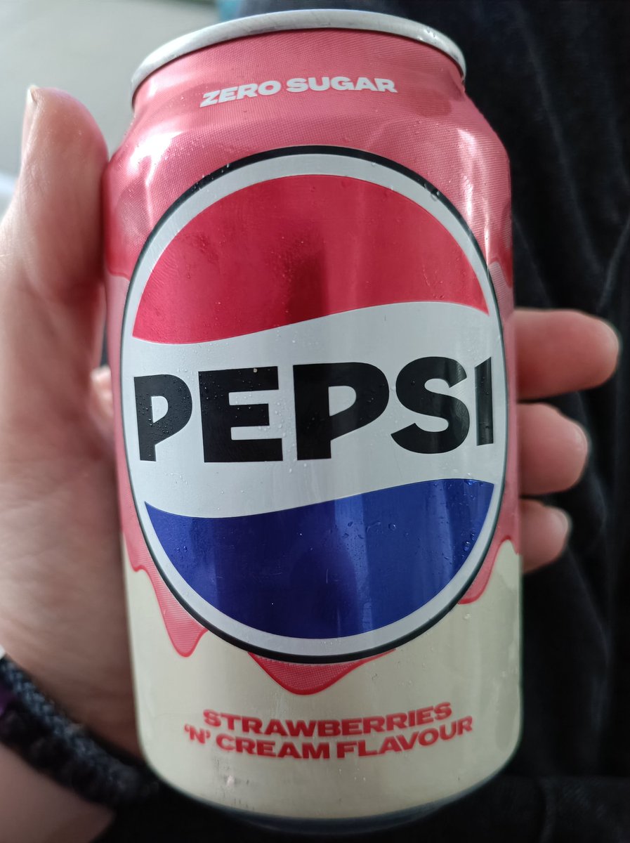 🍓🫐 Cassy -52,2kg 🫐🍓 tweet media