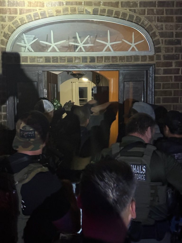 WPEC CBS12 News tweet media